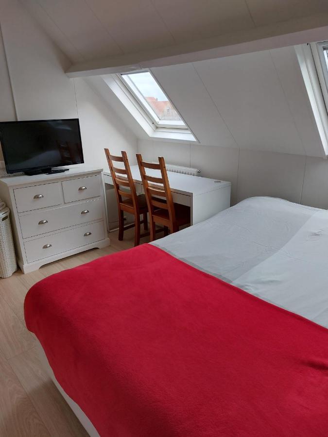 Bed & Breakfast D'Ouwe Smidse Kamperland Exterior photo
