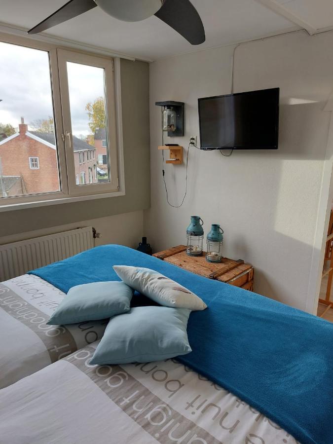 Bed & Breakfast D'Ouwe Smidse Kamperland Exterior photo